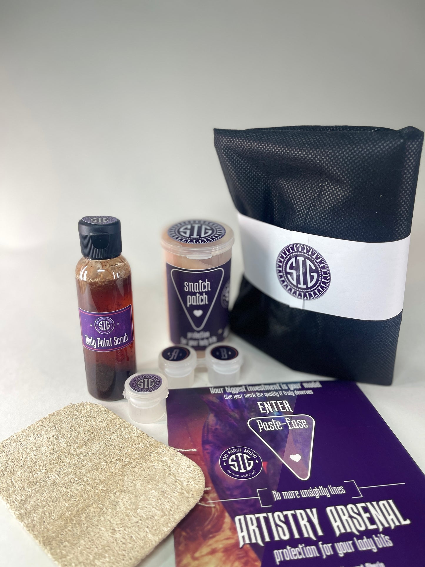 The All-New Artistry Arsenal Model Pack — Your Ultimate Sidekick for Flawless Bodypainting!